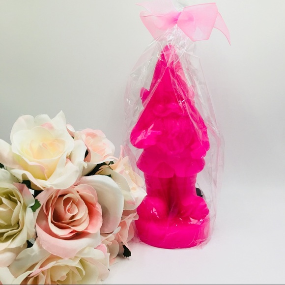 Pink gnome candle wax 7” tall gift 💝 bow - Picture 6 of 6